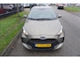 Toyota Yaris 1.5 Hybrid 116pk CVT Active Clima Navi Multi Media 27.510KM NL Auto