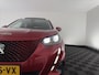 Peugeot e-2008 EV Allure 50 kWh [ 3-Fase ] {SOH-84%} (INCL-BTW) *PANO | LEATHER-FABRIC | FULL-LED | SPORT-SEATS | DIGI-COCKPIT | CAMERA | KEYLESS | PRIVACY-GLASS | DAB+ | NAVI-FULLMAP | ECC | CARPLAY | LANE-ASSIST | PDC | CRUISE | 17''ALU*