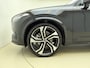 Volvo XC90 T8 455pk AWD Ultimate Dark / Luchtvering / Bowers en Wilkins audio / Contourstoelen / BLIS /  Camera rondom / Trekhaak /