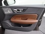 Volvo V60 2.0 T8 Recharge AWD Inscription | VOL! | Bowers & Wilkins | Trekhaak | Pano!