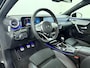 Mercedes-Benz A-klasse 160 Business Solution AMG Styling Panoramadak MBux Navigatie Camera !e Eigenaar BTW