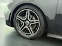 Mercedes-Benz A-klasse 160 Business Solution AMG Styling Panoramadak MBux Navigatie Camera !e Eigenaar BTW
