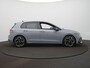 Volkswagen Golf 1.5 eTSI R-Line Edition Automaat - IQ light - Side Assist - Camera - Stoelverwarming