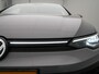Volkswagen Golf 1.5 eTSI R-Line Edition Automaat - IQ light - Side Assist - Camera - Stoelverwarming
