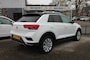 Volkswagen T-Roc 1.5 TSI SPORT BNSR  Automaat / Stoelverwarming / led Verlichting