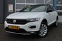 Volkswagen T-Roc 1.5 TSI SPORT BNSR  Automaat / Stoelverwarming / led Verlichting