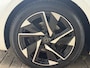 Peugeot 308 1.2 PureTech Allure Pack Business AUTOMAAT| MULTIMEDIA| NAVIGATIE| CAMERA| AIRCO/ECC| CRUISECONTROL| PARKEERSENSOREN