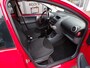 Peugeot 107 1.0-12V 5-Drs Red Edion AIRCO,GOED ONDERHOUDEN!