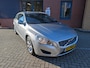 Volvo V60 1.6 T3 OCEAN RACE, DEALER ONDERHOUDEN, Airco, PDC achter, Cruise,