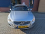 Volvo V60 1.6 T3 OCEAN RACE, DEALER ONDERHOUDEN, Airco, PDC achter, Cruise,