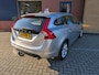 Volvo V60 1.6 T3 OCEAN RACE, DEALER ONDERHOUDEN, Airco, PDC achter, Cruise,