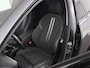 BMW 1-Serie 118i Executive | Sport Line | Trekhaak | Sportstoelen | Carplay | Navigatie | Live Cockpit | Full LED | DAB | Climate control | Parkeerhulp | Sfeerverlichting