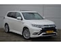 Mitsubishi Outlander PHEV 2.4 INSTYLE 4WD | PLUG IN HYBRID | V2G | FULL OPTIONS | ADAPTIEF CRUISE | SCHUIFDAK | VERLAAGD | TREKHAAK 1500KG | SPORTPAKKET | ALL IN RIJKLAARPRIJS