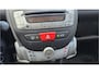 Toyota Aygo 1.0-12V Comfort * 5 Drs * 5 Bak * AIRCO * CD *Achterbank in delen neerklapbaar*Sport Velgen* Nette auto