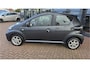 Toyota Aygo 1.0-12V Comfort * 5 Drs * 5 Bak * AIRCO * CD *Achterbank in delen neerklapbaar*Sport Velgen* Nette auto