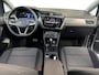 Volkswagen Touran 1.5 150pk TSI Highline 7p Panoramaschuif-kanteldak | Navigatie 'Discover Media' | Koplampverlichting led