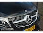 Mercedes-Benz V-klasse 300d Extra Lang DC Avantgarde Edition | AMG pakket | Navigatie | Camera | Stoelverwarming | Elek. Schuifdeuren |