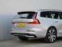 Volvo V60 2.0 B3 164pk Plus Dark Automaat Trekhaak / Camera / Adaptive cruise / Stoelverwarming