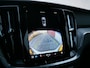Volvo V60 2.0 B3 164pk Plus Dark Automaat Trekhaak / Camera / Adaptive cruise / Stoelverwarming