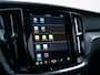 Volvo V60 2.0 B3 164pk Plus Dark Automaat Trekhaak / Camera / Adaptive cruise / Stoelverwarming