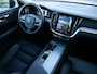 Volvo V60 2.0 B3 164pk Plus Dark Automaat Trekhaak / Camera / Adaptive cruise / Stoelverwarming