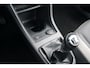 Volkswagen Up! 1.0 high up! + NAVIGATIE / AIRCO