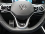 Volkswagen Golf 1.5 eTSI R-Line DSG / Panodak / Stoelverwarming / Adap. Cruise