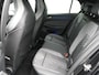 Volkswagen Golf 1.5 eTSI R-Line DSG / Panodak / Stoelverwarming / Adap. Cruise
