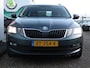 Skoda Octavia Combi 1.0 TSI 115pk Ambition Business | Cruise control | Navigatie | Parkeersensor achter | Apple Carplay / Android Auto | Climate controle |