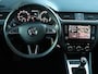 Skoda Octavia Combi 1.0 TSI 115pk Ambition Business | Cruise control | Navigatie | Parkeersensor achter | Apple Carplay / Android Auto | Climate controle |