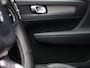 Volvo XC40 2.0 T4 R-Design / Trekhaak / Adapt. cruise / Keyless / Stoelverwarming / Parkeercamera v+a