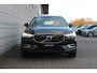 Volvo XC60 2.0 T8 Twin Engine AWD Inscription | Dealeronderhouden | Trekhaak | Parkeerverwarming met timer | Drive Modes | Verwarmbare voorstoelen | Alarm | Verlichtingspack 2 | Elektrisch neerklapbare achterbank | Panoramisch glazen schuif/kanteldak | Elektrisch verstelbare bestuurdersstoel met geheugen | Apple Carplay | Android Auto |19"Lichtmetalen velgen | Volvo on Call | High Performance Audio | Driftwood houtinleg
