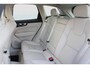 Volvo XC60 2.0 T8 Twin Engine AWD Inscription | Dealeronderhouden | Trekhaak | Parkeerverwarming met timer | Drive Modes | Verwarmbare voorstoelen | Alarm | Verlichtingspack 2 | Elektrisch neerklapbare achterbank | Panoramisch glazen schuif/kanteldak | Elektrisch verstelbare bestuurdersstoel met geheugen | Apple Carplay | Android Auto |19"Lichtmetalen velgen | Volvo on Call | High Performance Audio | Driftwood houtinleg
