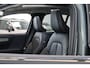 Volvo XC40 B4 197PK Plus | Lounge Pack | 360° | 20" | Leder | Privacy glas