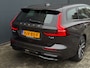 Volvo V60 2.0 T6 Plug-in hybrid AWD Plus Dark | 360 camera | Trekhaak | Sportstoel | Harman/Kardon | Pilot Assist | Stoel & stuurverwarming |