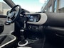 Renault Twingo 1.0 SCe Intens Airco Ecc / Lederen bekleding / Apple CarPlay / Cruise Control / Licht Metalen Velgen / 1e Eigenaar!