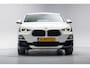 BMW X2 SDRIVE18I Lefhebber edition Aut. [ Bluetooth, Sfeerverlichting, Stoelverwarming]