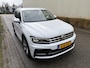 Volkswagen Tiguan 2.0 TSI 4Motion Highline / AUTOMAAT / R-LINE / HEAD-UP / 117dkm!