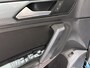Volkswagen Tiguan 1.5 TSI Life Business 150 PK | Apple Carplay | Achteruitrijcamera | Panoramadak | Trekhaak | Digital Cockpit Pro | Stuurwielverwarming | Navigatie | Stoelverwarming | Ergo-Active Voorstoelen | Massage Functie | LED Verlichting | Keyless |