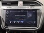 Volkswagen Tiguan 1.5 TSI Life Business 150 PK | Apple Carplay | Achteruitrijcamera | Panoramadak | Trekhaak | Digital Cockpit Pro | Stuurwielverwarming | Navigatie | Stoelverwarming | Ergo-Active Voorstoelen | Massage Functie | LED Verlichting | Keyless |