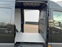Mercedes-Benz Sprinter 317 L2H2 2x Schuifdeur Alarm kl3 Adaptieve cruise Digitale binnenspiegel Pro Trekhaak 3.5T Smartphone integratie Stuurwiel verwarming 270gr Deuren Betimmering