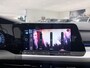 Volkswagen Golf 1.0 TSI Life 110 PK | Apple Carplay | Parkeersensoren | Sfeerverlichting | Climate Control | Digital Cockpit Pro | LED Verlichting | Lichtmetalen Velgen | Navigatie | Lendensteunen Voorzijde | Keyless Go | Rijstrookhulp | DAB Radio |