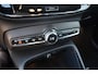 Volvo XC40 B4 211PK Automaat Plus Dark / Navigatie / Adaptive Cruise / Harman Kardon / Stuur- & Stoelverwarming / Elektrische achterklep / Achteruitrijcamera / Elektrische stoelverst. met geheugen / Trekhaak