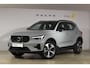 Volvo XC40 B4 211PK Automaat Plus Dark / Navigatie / Adaptive Cruise / Harman Kardon / Stuur- & Stoelverwarming / Elektrische achterklep / Achteruitrijcamera / Elektrische stoelverst. met geheugen / Trekhaak