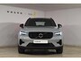 Volvo XC40 B4 211PK Automaat Plus Dark / Navigatie / Adaptive Cruise / Harman Kardon / Stuur- & Stoelverwarming / Elektrische achterklep / Achteruitrijcamera / Elektrische stoelverst. met geheugen / Trekhaak