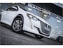 Peugeot e-208 EV Allure 50 kWh ** Camera ** Stoelverwarming ** Rijbereik tot 340km (WLTP)