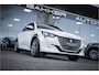 Peugeot e-208 EV Allure 50 kWh ** Camera ** Stoelverwarming ** Rijbereik tot 340km (WLTP)