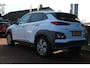Hyundai Kona Electric EV *Fashion* | 3 Fase | Carplay | Camera | Adaptive Cruise & Climate Control | PDC | Privacy | Navigatie | Bluetooth |