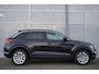 Volkswagen T-Roc 1.0 TSI 110pk Style | Achteruitrijcamera | Navigatie | Apple Carplay & Android Auto