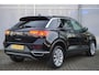 Volkswagen T-Roc 1.0 TSI 110pk Style | Achteruitrijcamera | Navigatie | Apple Carplay & Android Auto
